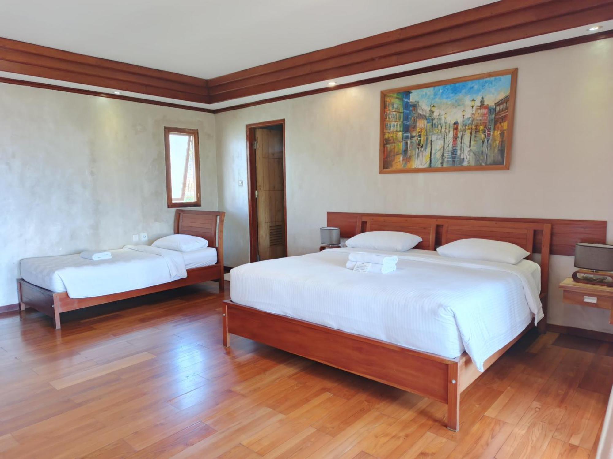Spring Hill Hotel Ruteng Exterior foto